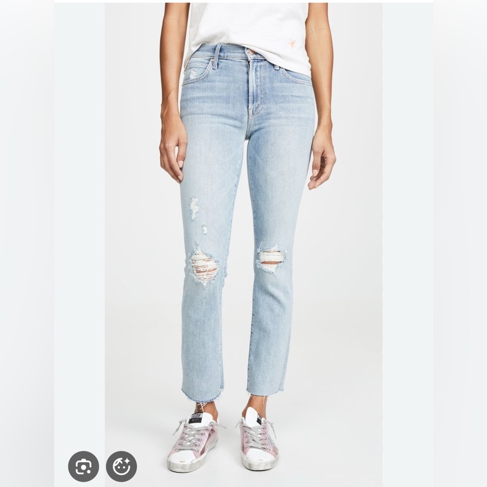 MOTHER “The Rascal” Light Blue Cropped Jeans